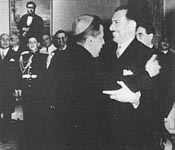 Don Teodoro Picado y Monseñor Sanabria
